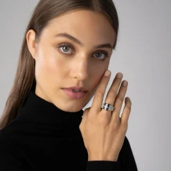 Ceramic Caviar Diamond Ring