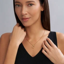 18K Gold Circle Pendant Necklace