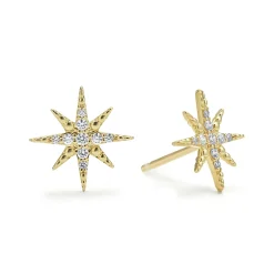 18K Gold Diamond Stud Earrings