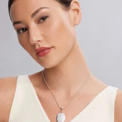 Oval Pendant Necklace