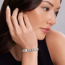 Single Station Diamond Link Bracelet