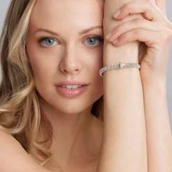 Single Station Pyramid Diamond Caviar Bracelet | 6mm